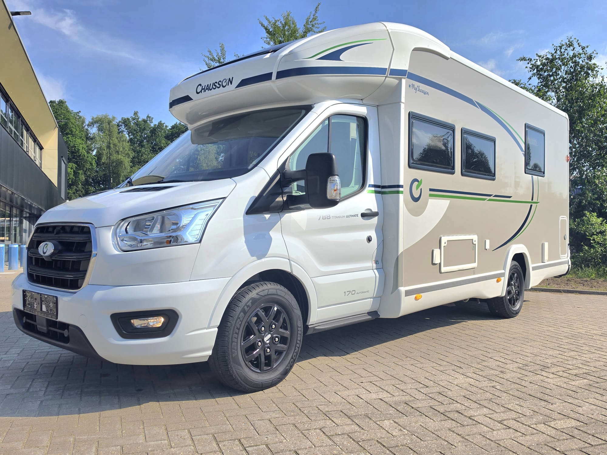 Chausson 788 Titanium Ultimate 170PK Automaat Face to Face
