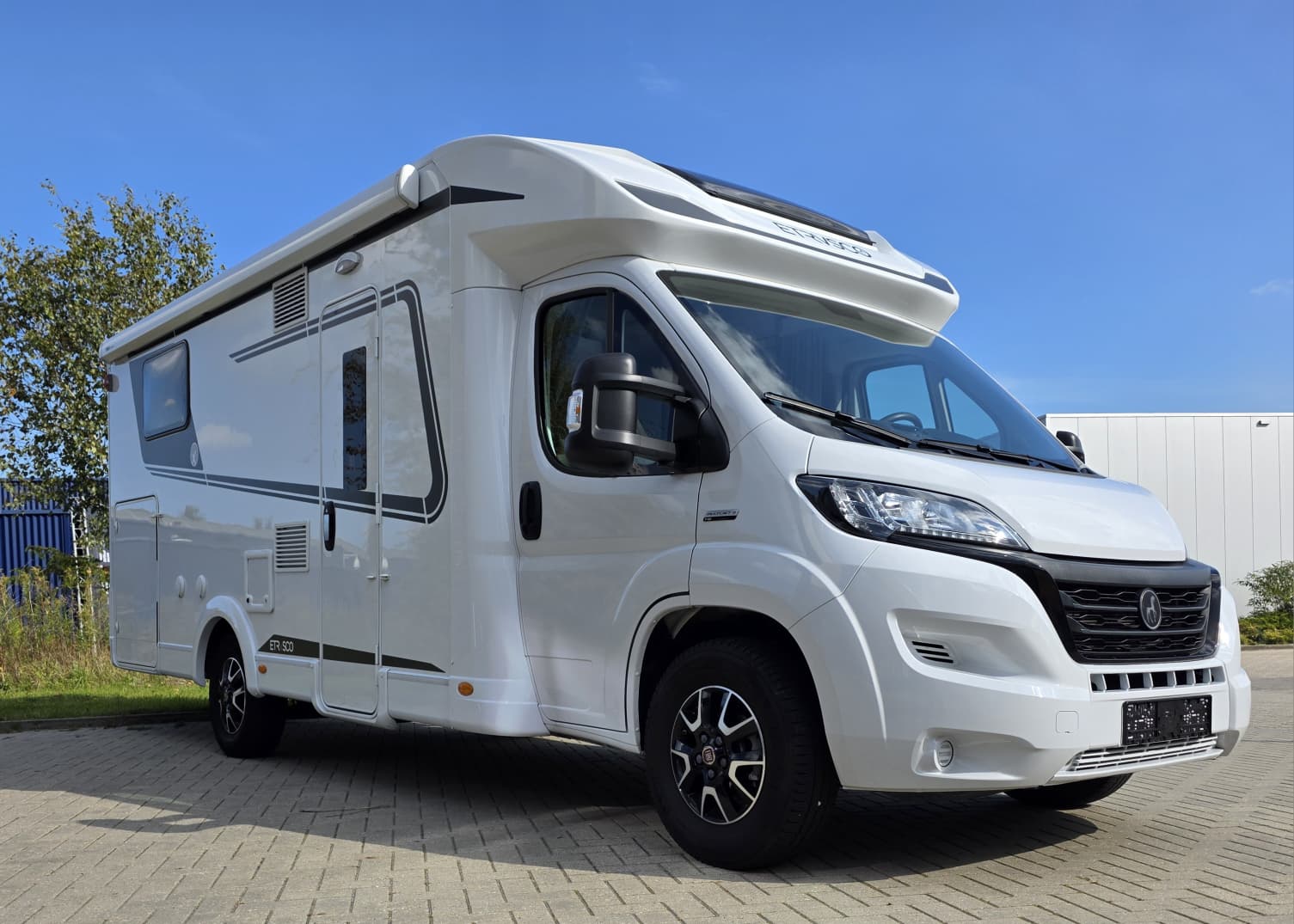 Hymer Etrusco 7400 EB, 140PK 2022, Enkele bedden en hefbed