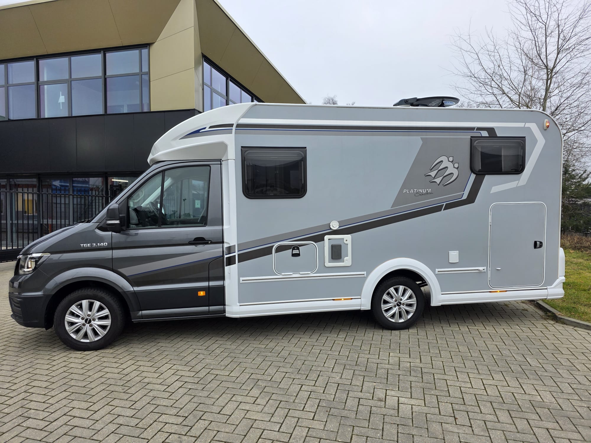 Knaus VAN TI 650 MEG Platinum Selection, 140 PK 2022 Enkele bedden